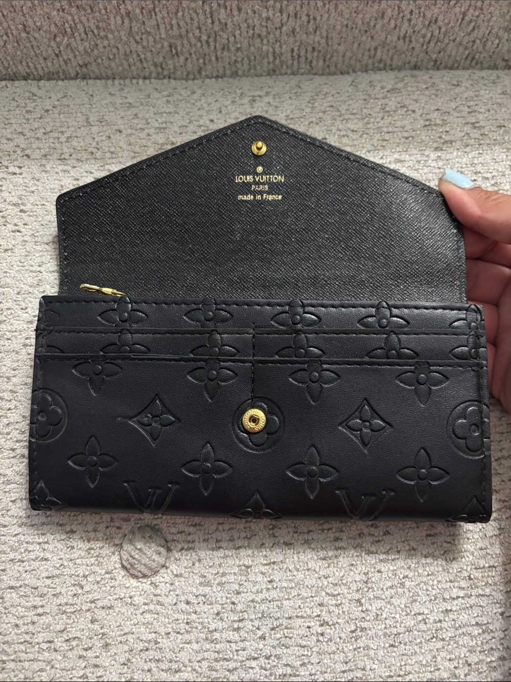 *Fashion*Monogram embossed Long black Wallet - Picture 4 of 13